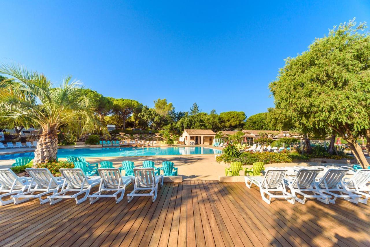 3 Bedroom Chalets Camping Lei Suves - Joycasa Roquebrune-sur-Argens Exterior foto